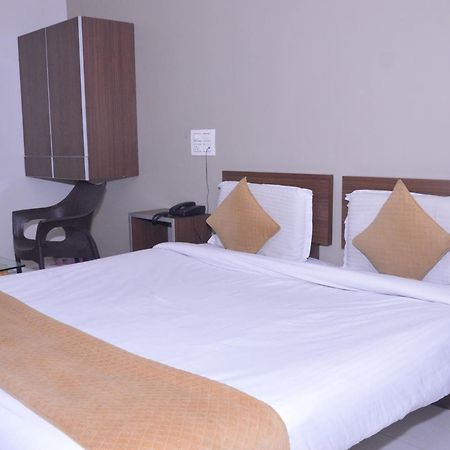 Hotel Indrani Chittorgarh Zewnętrze zdjęcie