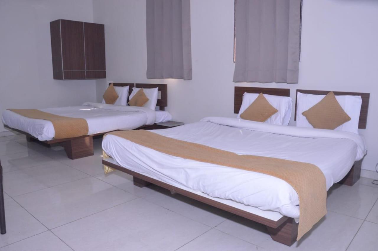 Hotel Indrani Chittorgarh Zewnętrze zdjęcie